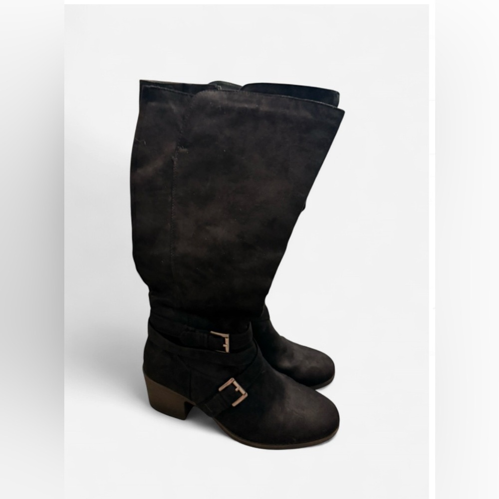 White Mountain Black Heeled Boots